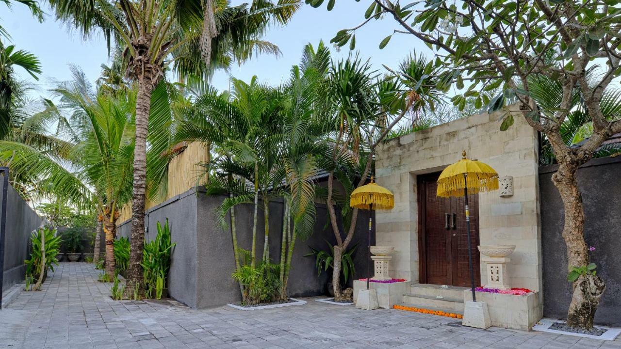 Daksina Villa *